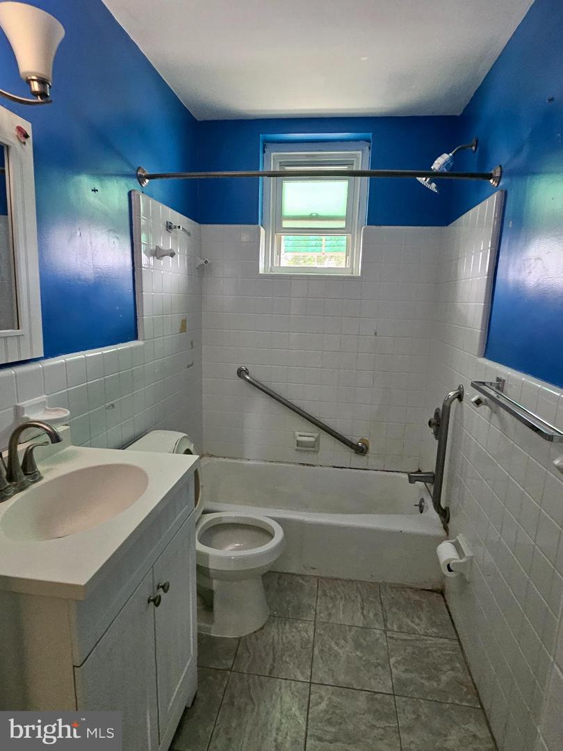 3128 Guilford St Property Photo 11