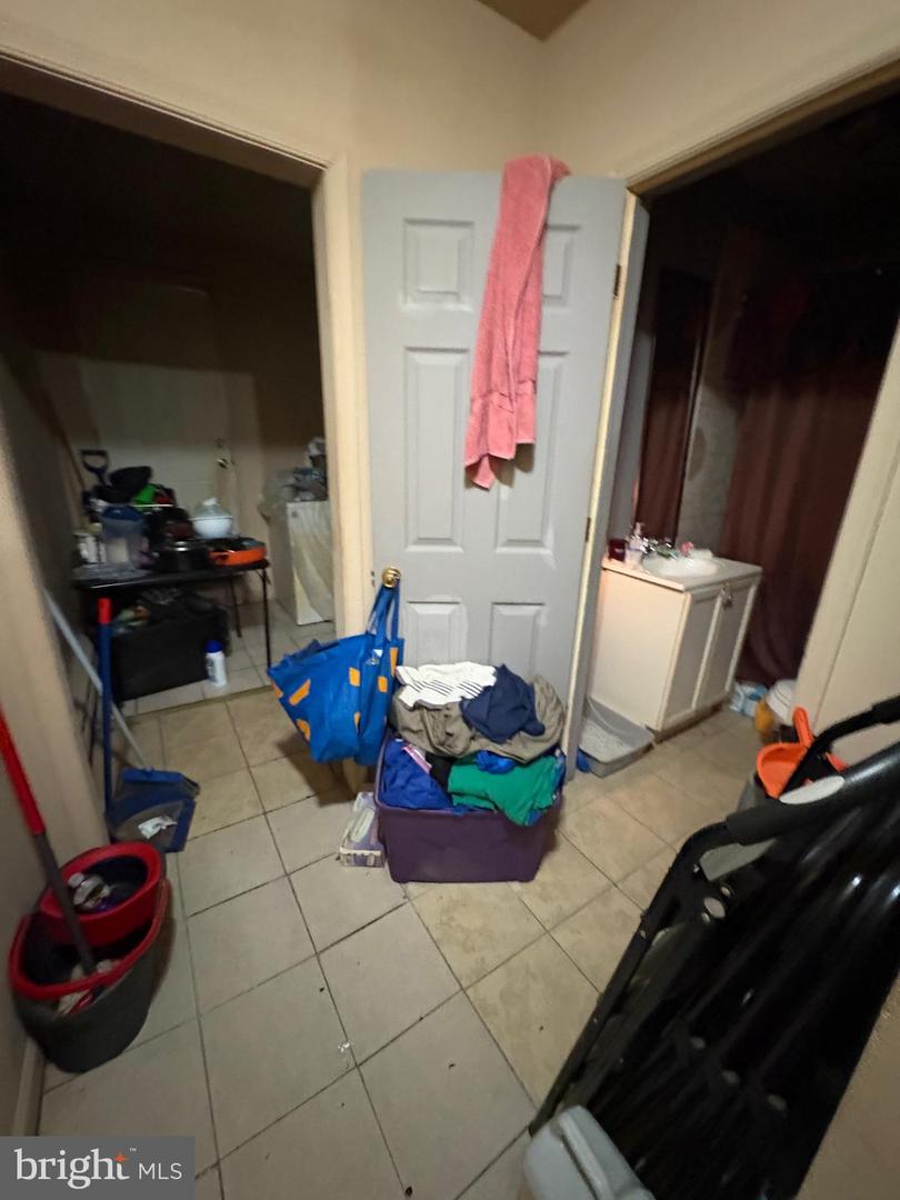 2832 Ormes St Property Photo 7