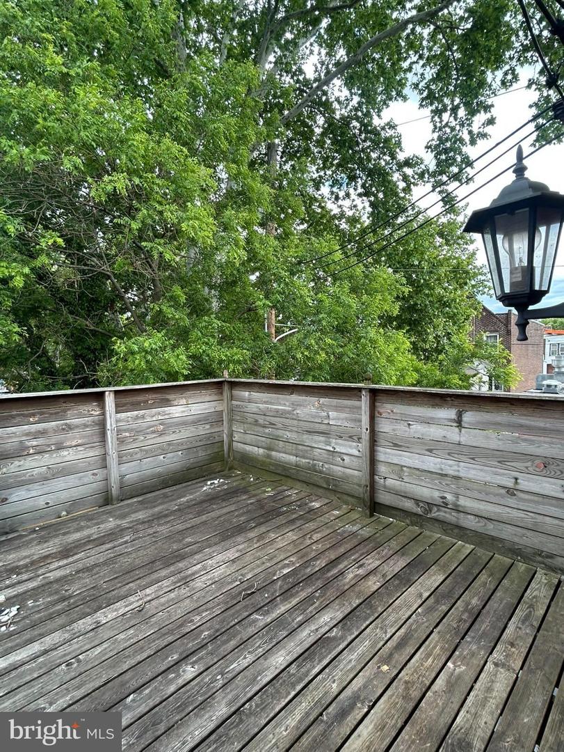 1901 N 60th St #2nd Floor Property Photo 6