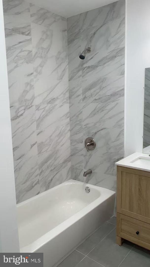 6021 Market St Property Photo 4