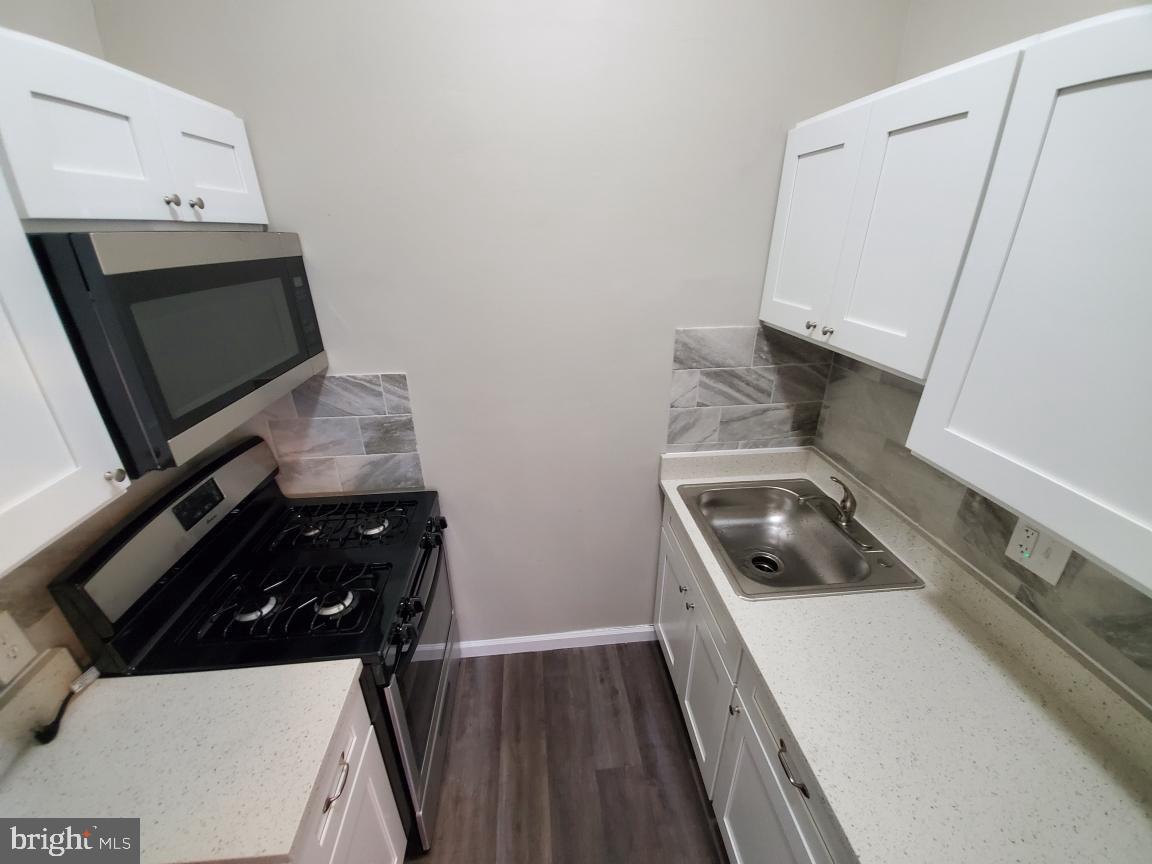 6632 Germantown Ave #202 Property Photo 3