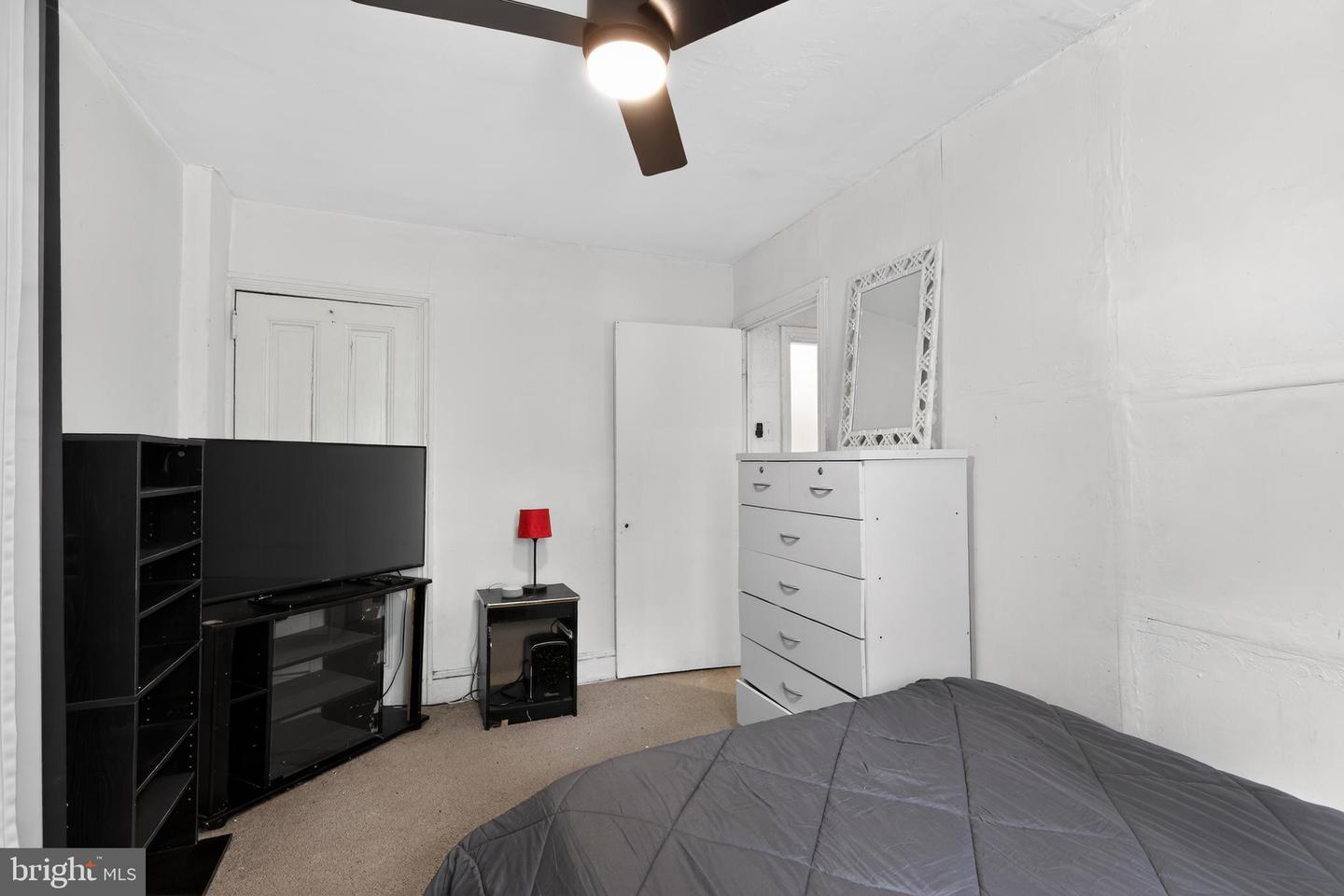 5542 Morris St Property Photo 24