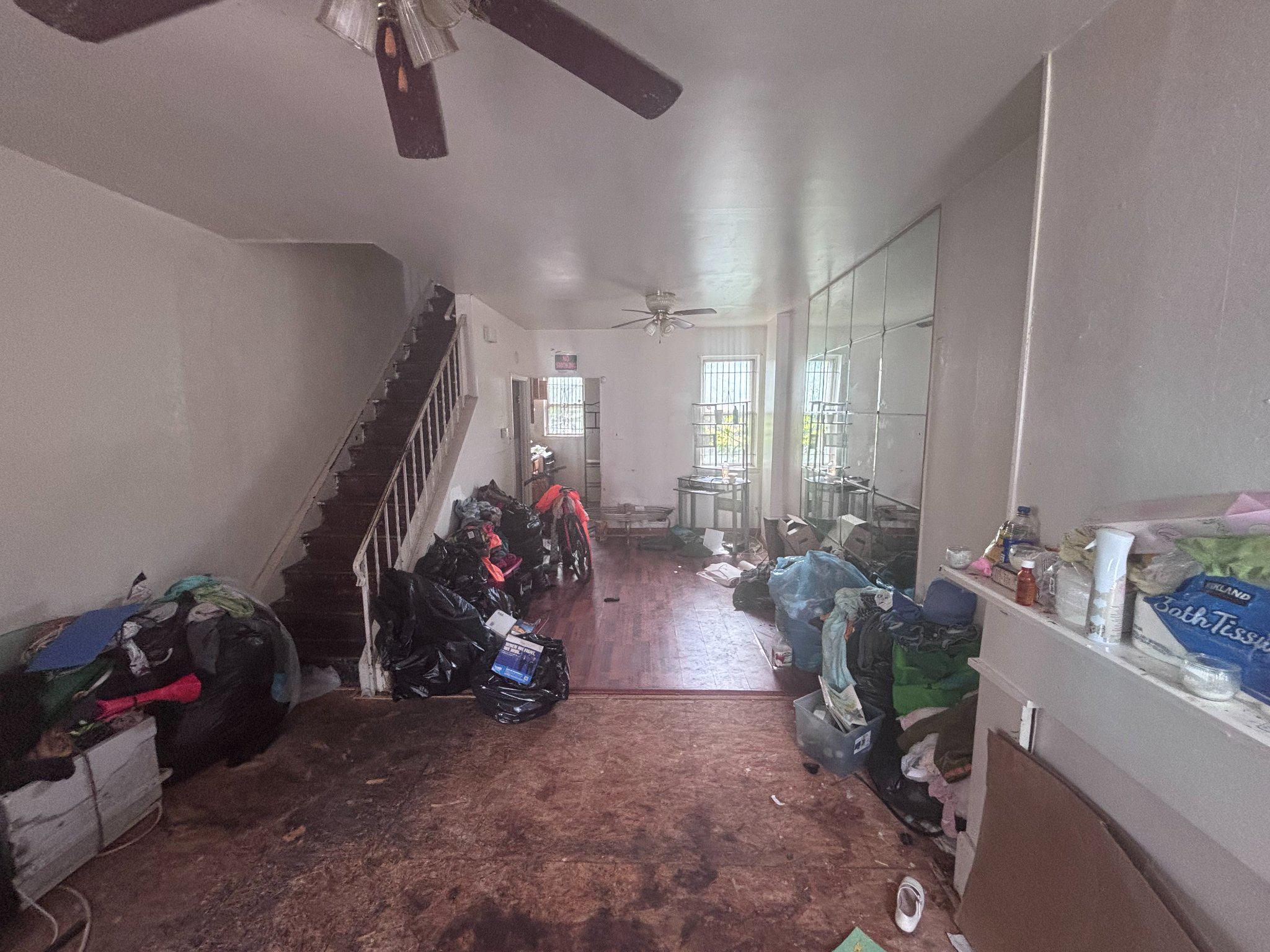 2239 N Cleveland St Property Photo 2