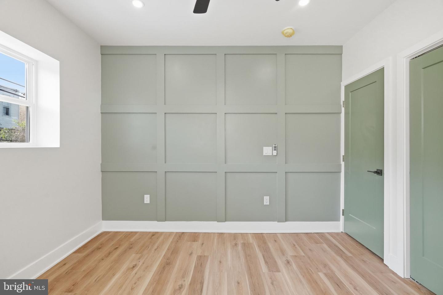 6128 Grays Ave Property Photo 26