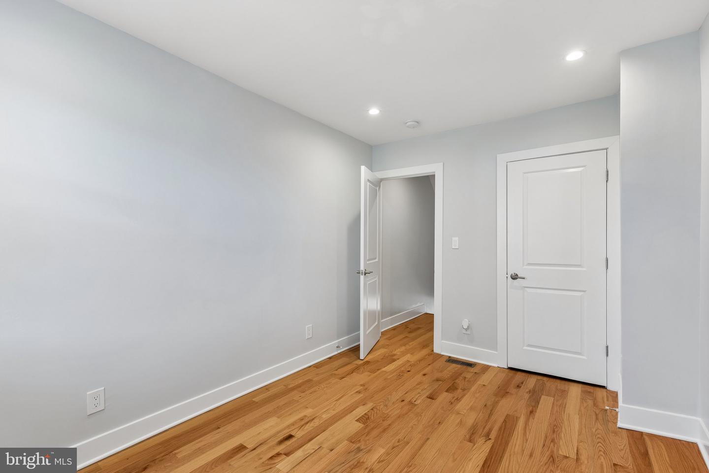 3825 Mount Vernon St Property Photo 22