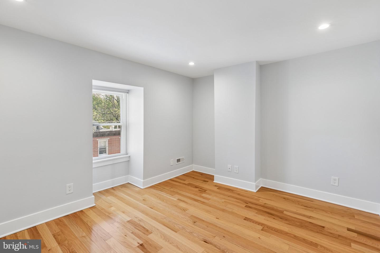 3825 Mount Vernon St Property Photo 23