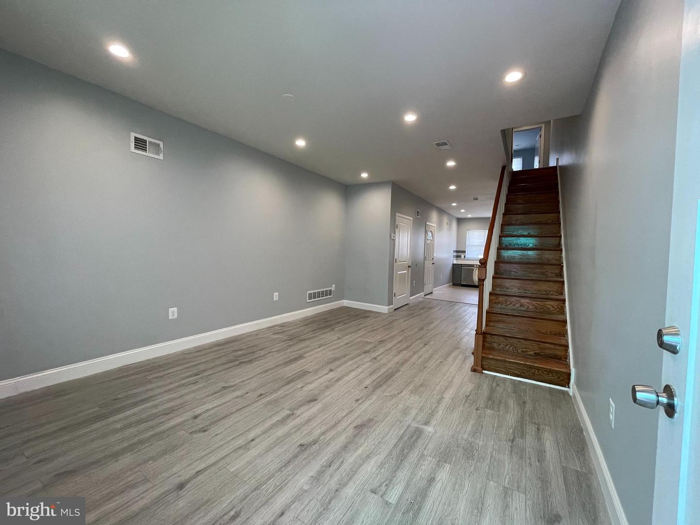 6324 Theodore St Property Photo 2