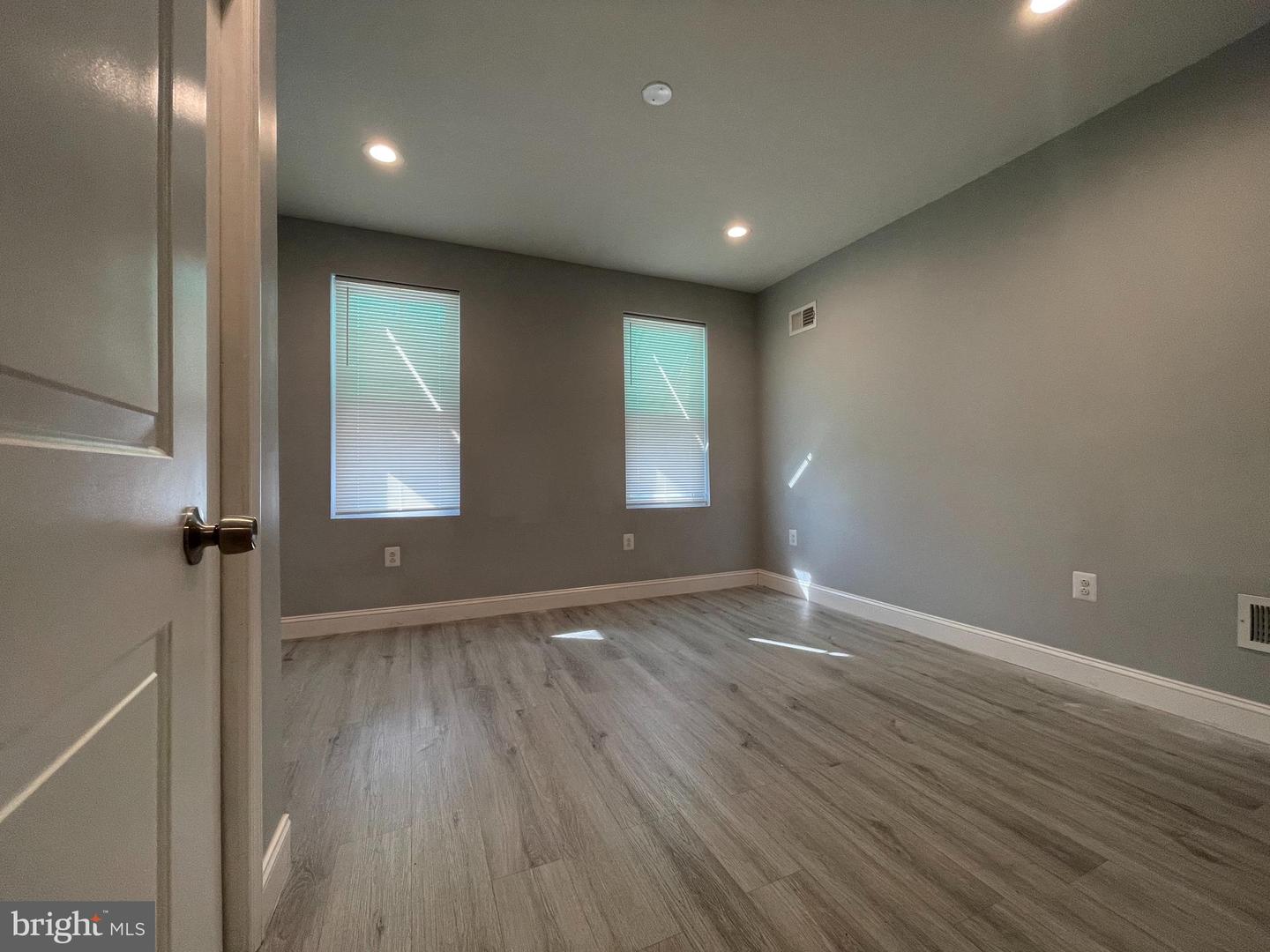 6324 Theodore St Property Photo 7