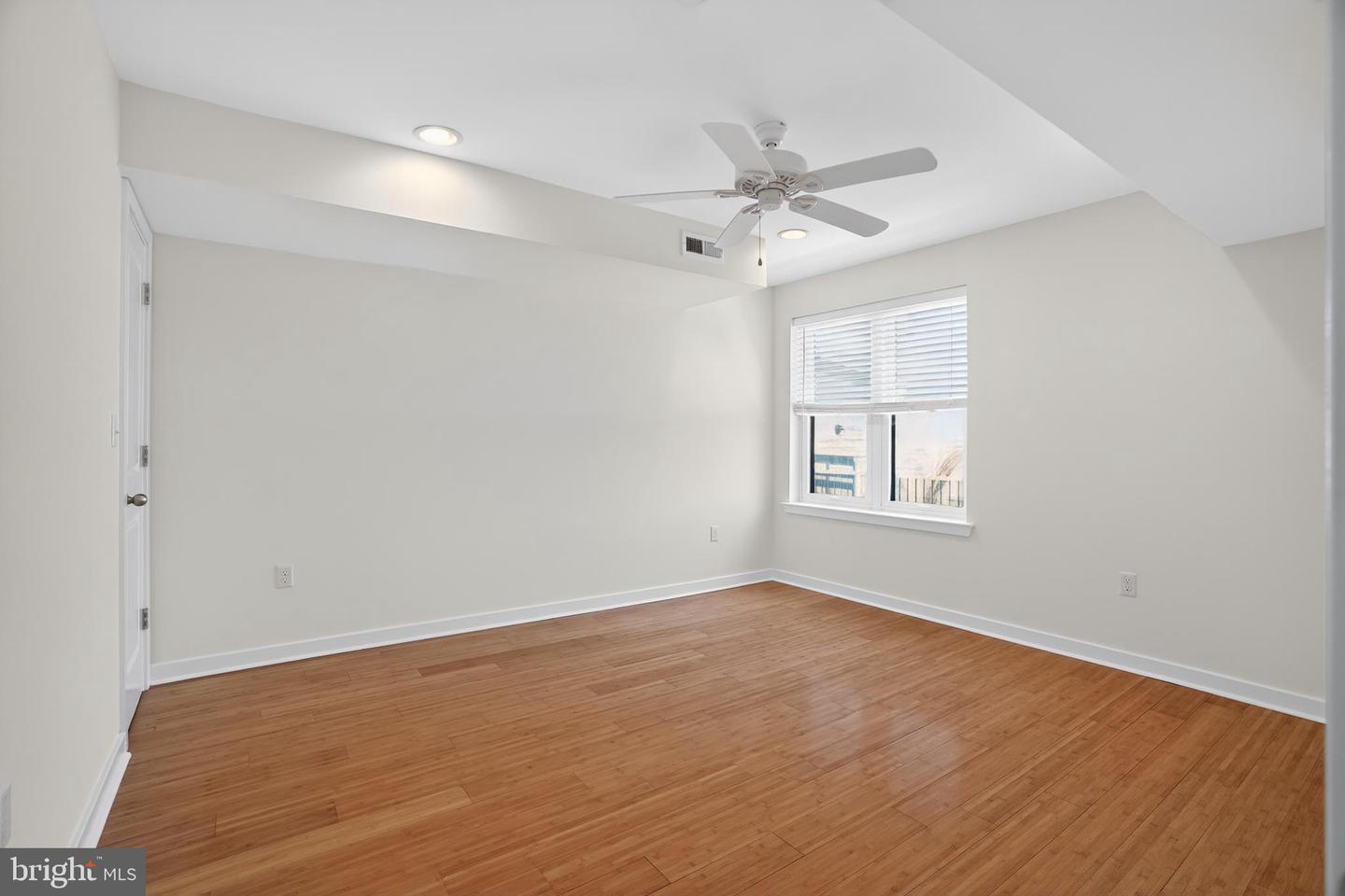 1305 S Hancock St Property Photo 9
