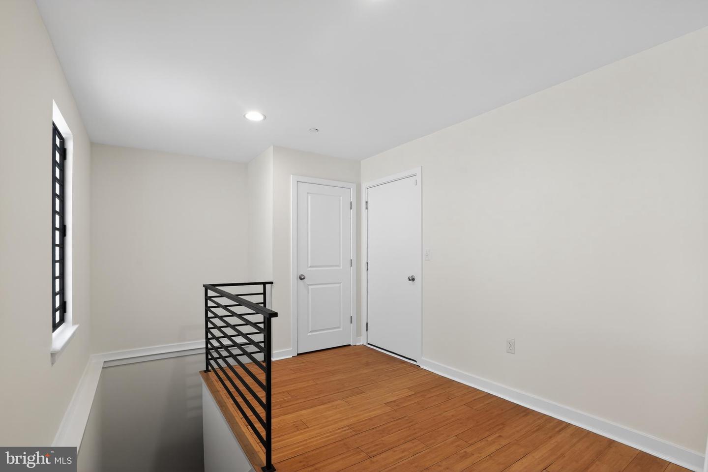 1305 S Hancock St Property Photo 16
