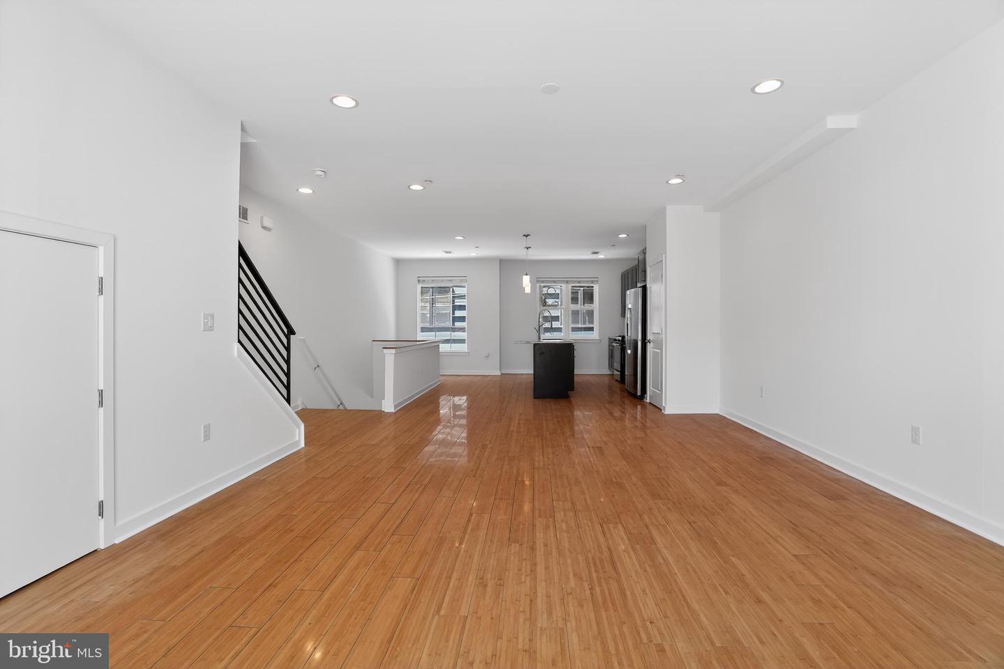 1305 S Hancock St Property Photo 17