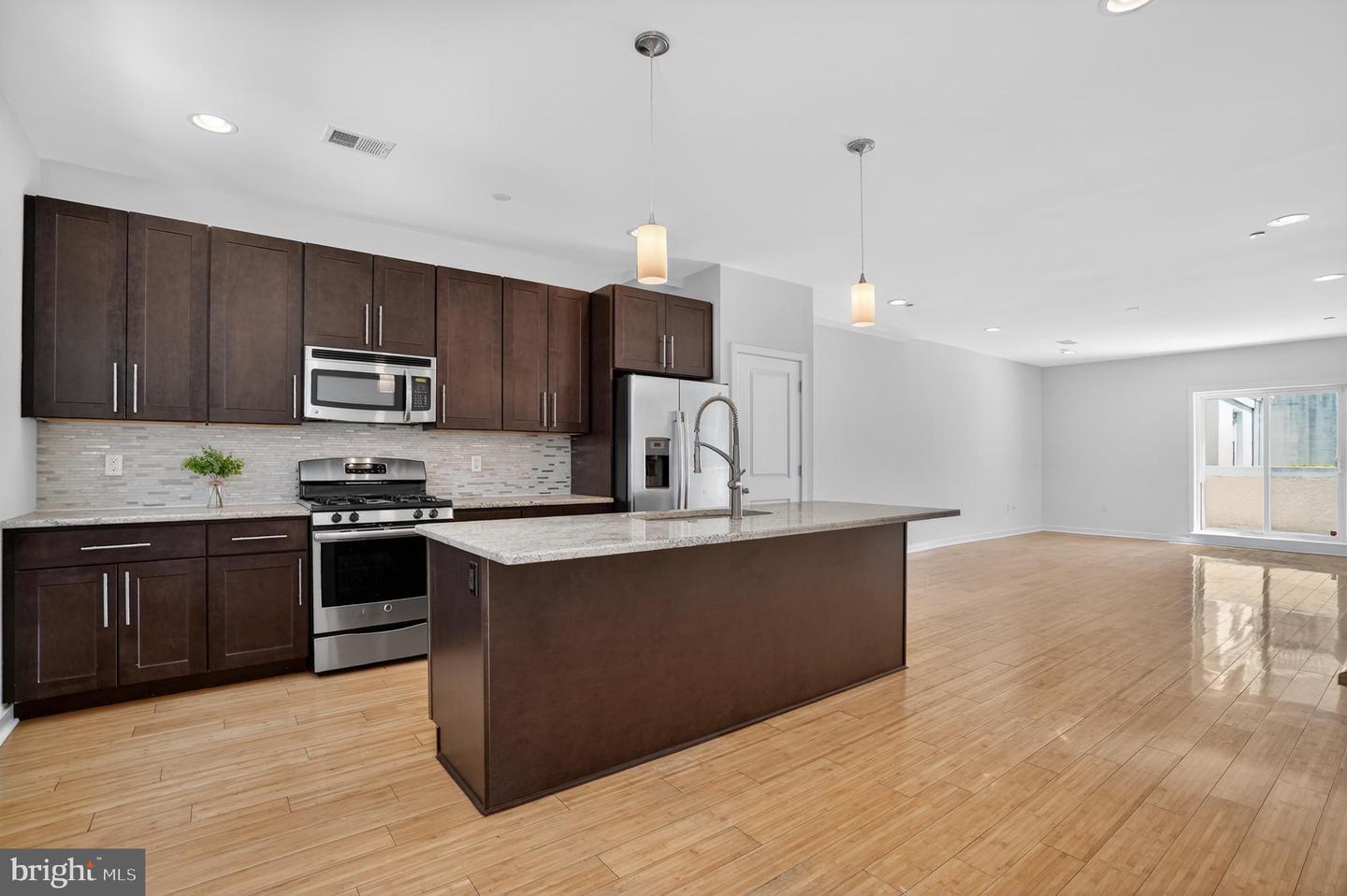 1305 S Hancock St Property Photo 24