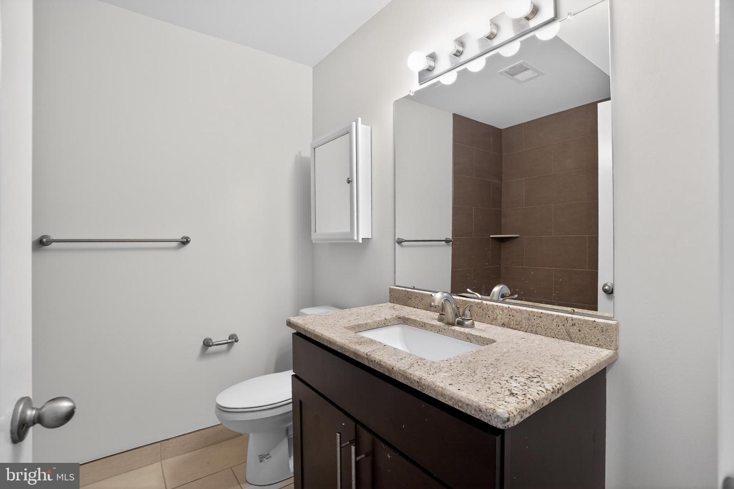 1305 S Hancock St Property Photo 36