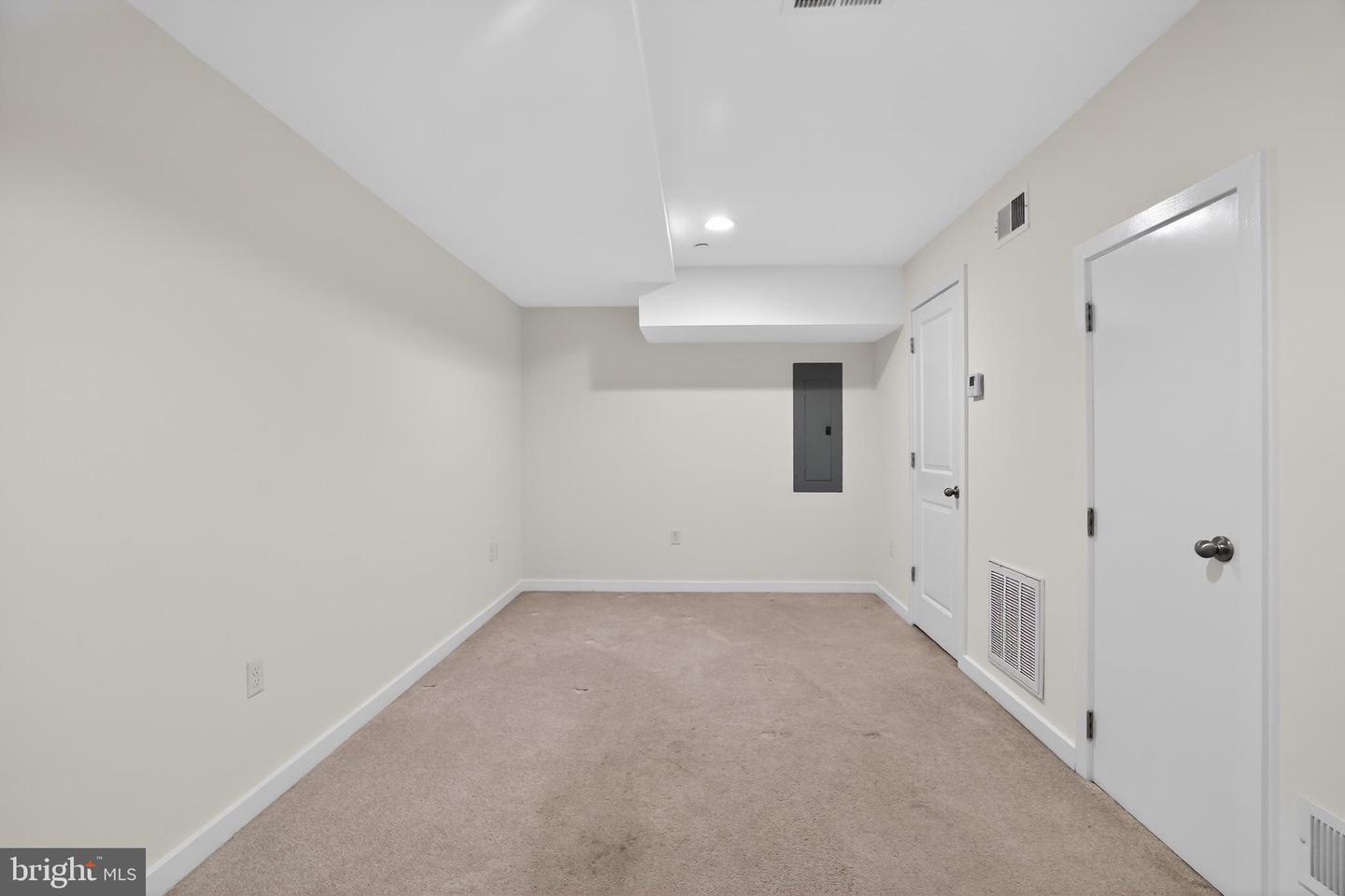 1305 S Hancock St Property Photo 40
