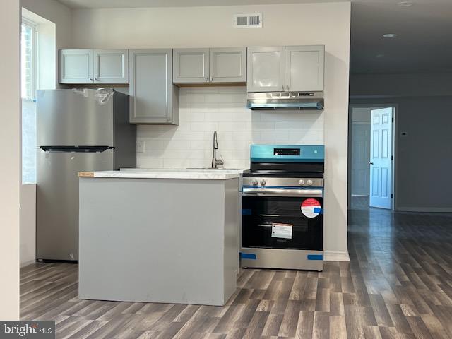 1329 W Roosevelt Blvd Property Photo 27