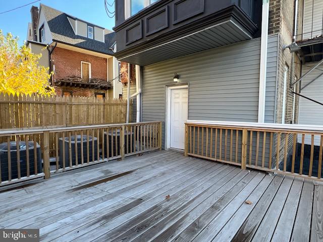 1329 W Roosevelt Blvd Property Photo 42
