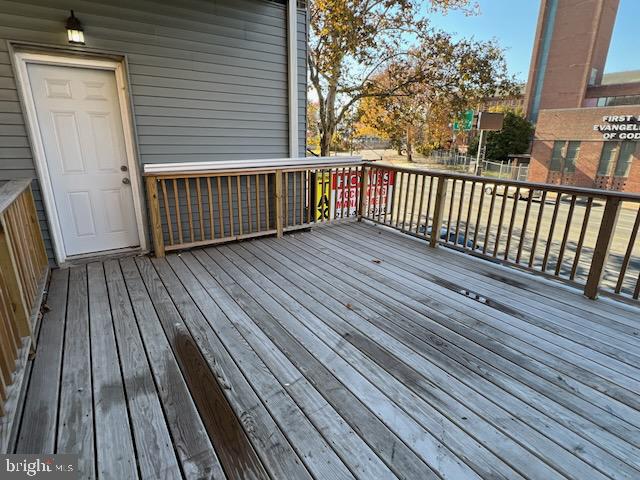 1329 W Roosevelt Blvd Property Photo 43