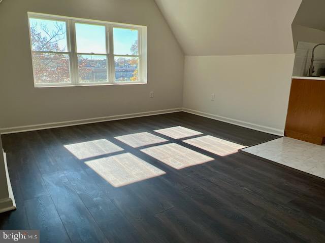 1329 W Roosevelt Blvd Property Photo 71
