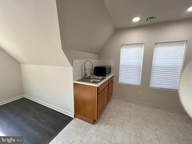 1329 W Roosevelt Blvd Property Photo 73