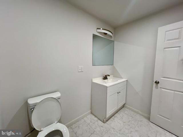1329 W Roosevelt Blvd Property Photo 80