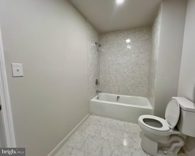 1329 W Roosevelt Blvd Property Photo 82