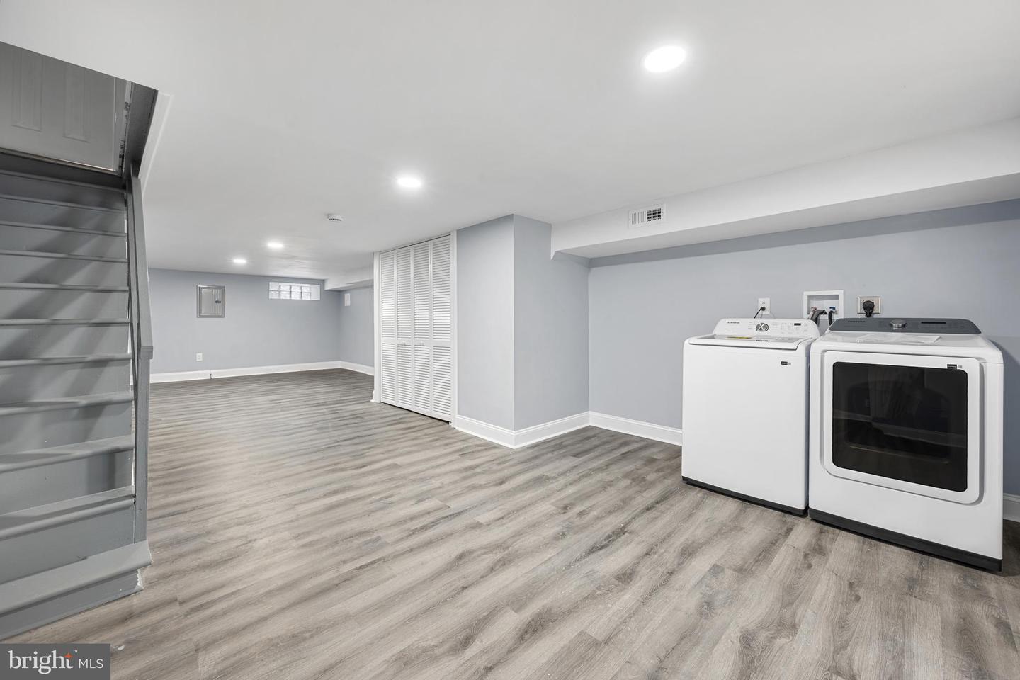 1029 S 54th St Property Photo 15