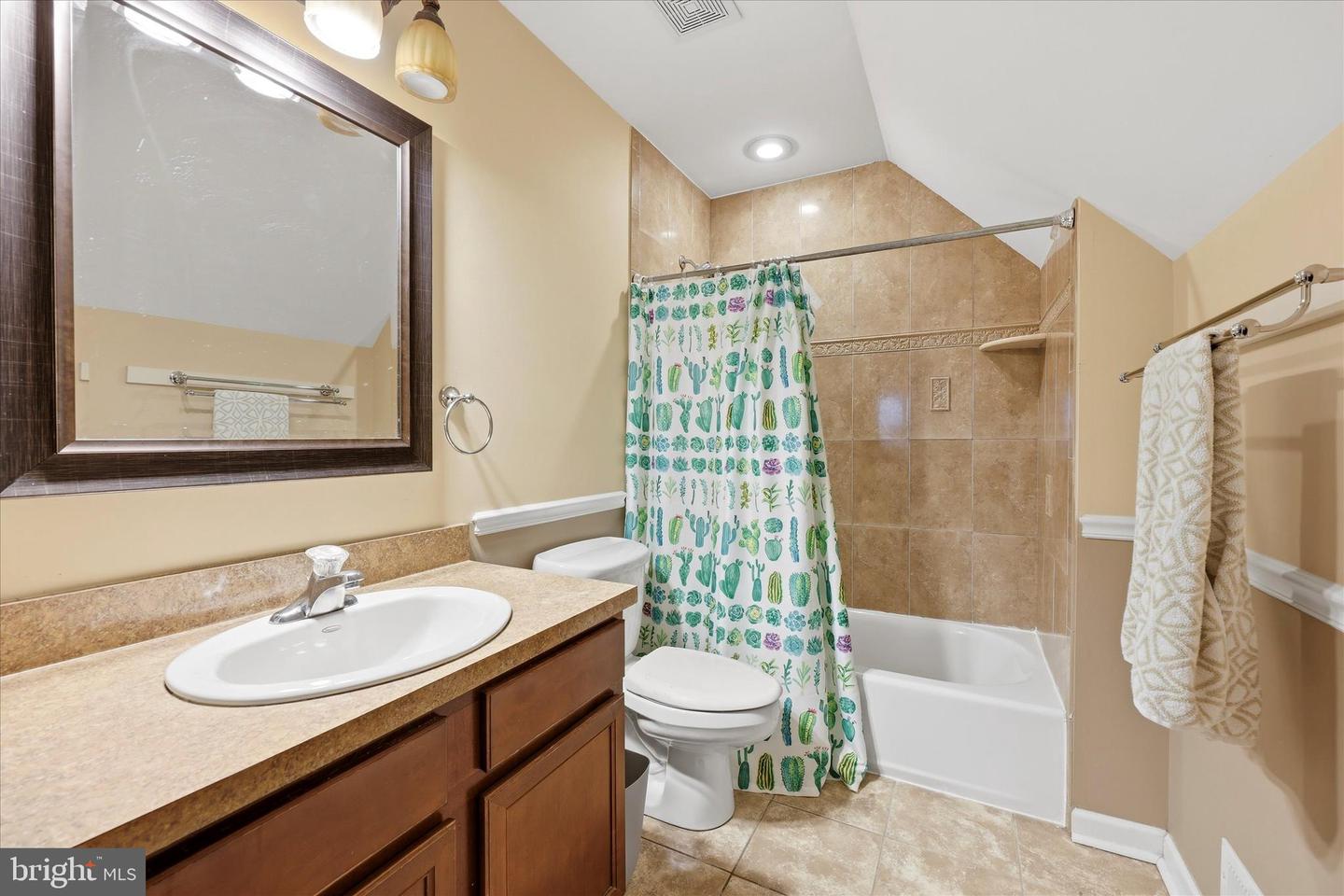 9342 Campus Ln Property Photo 17