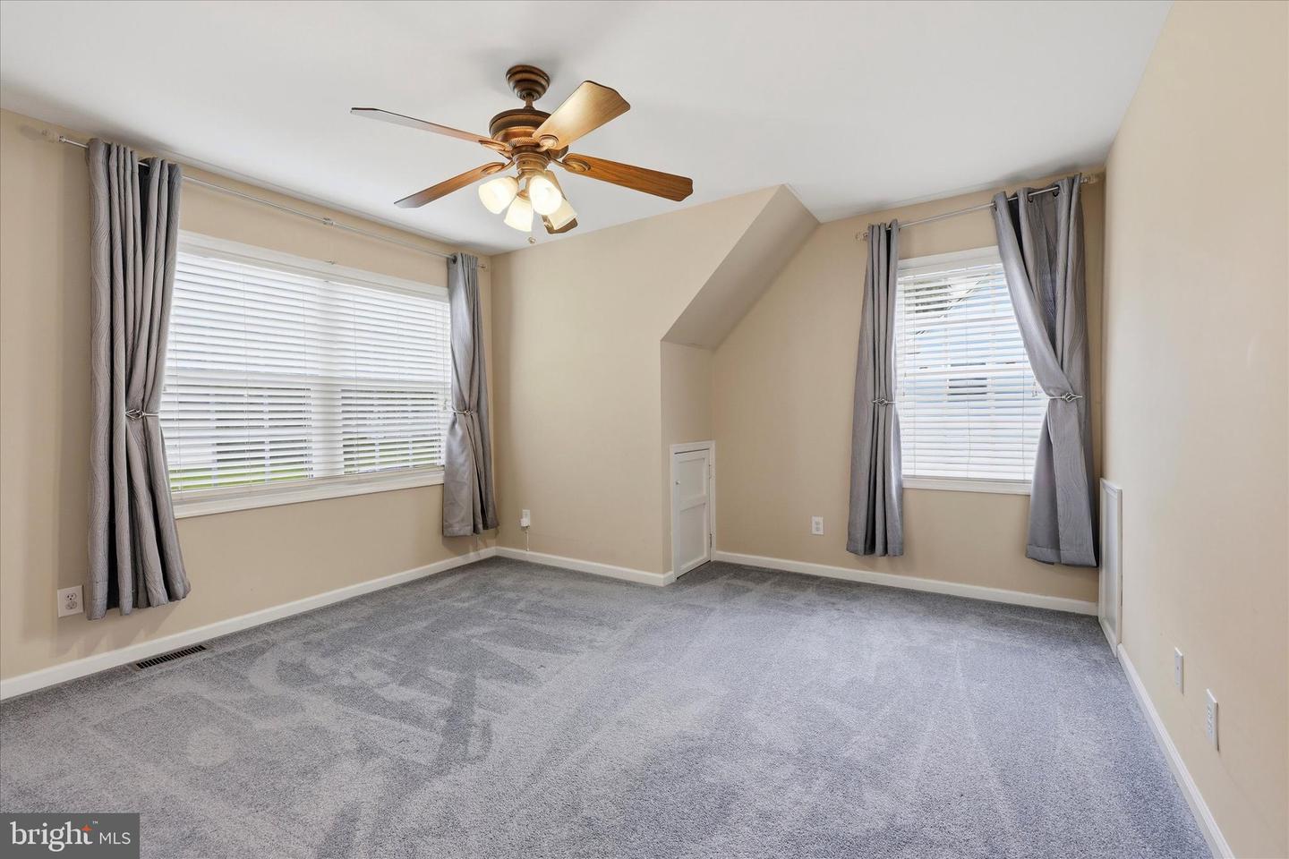 9342 Campus Ln Property Photo 18