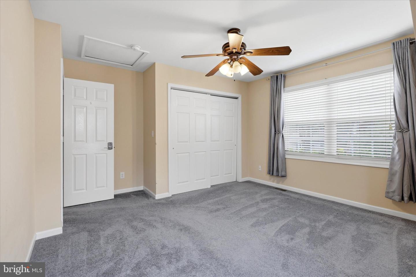 9342 Campus Ln Property Photo 19