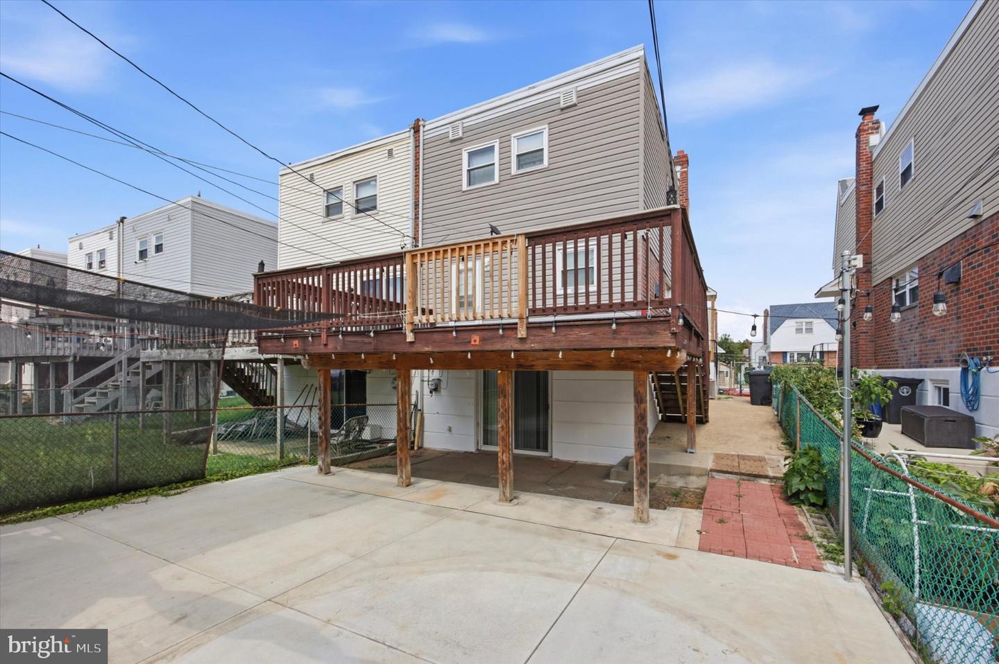 9029 Brous Ave Property Photo 14