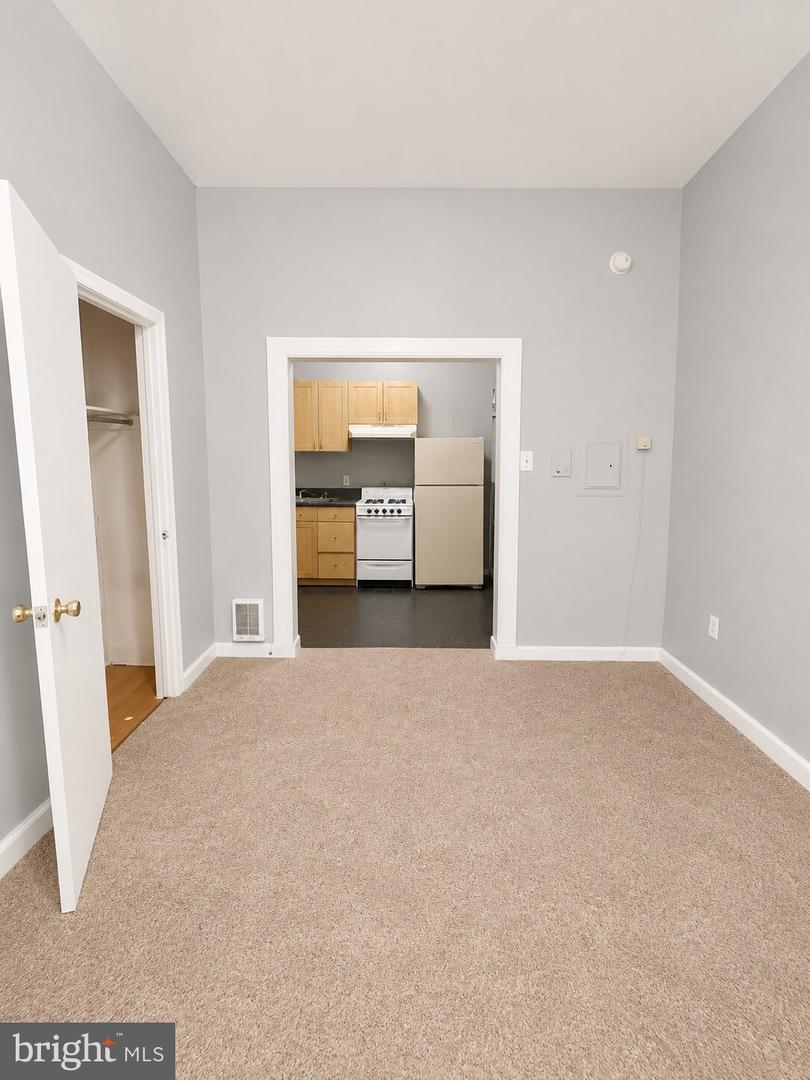 7020 Woodland Ave Property Photo 19