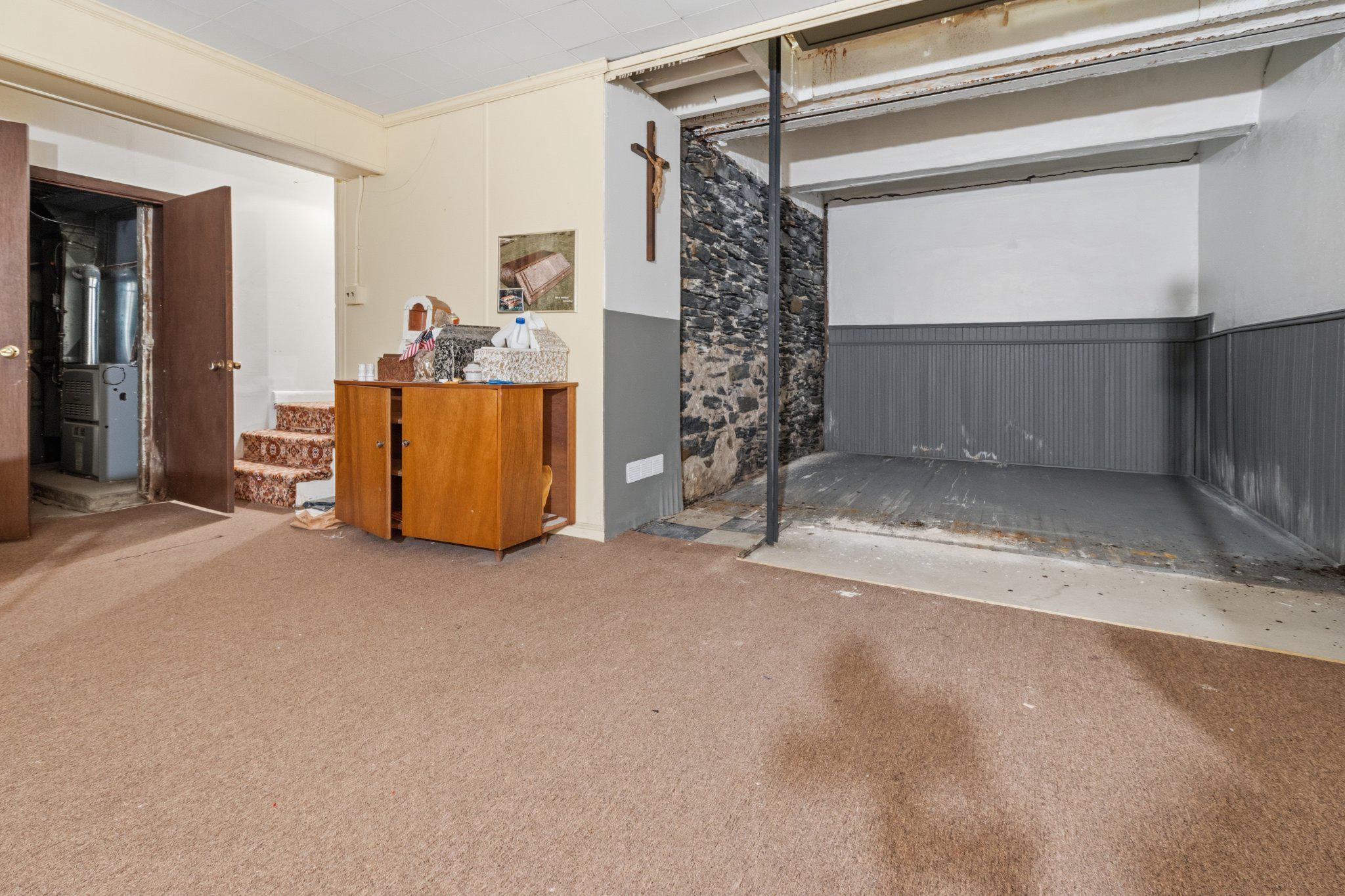 3711 Midvale Ave Property Photo 23
