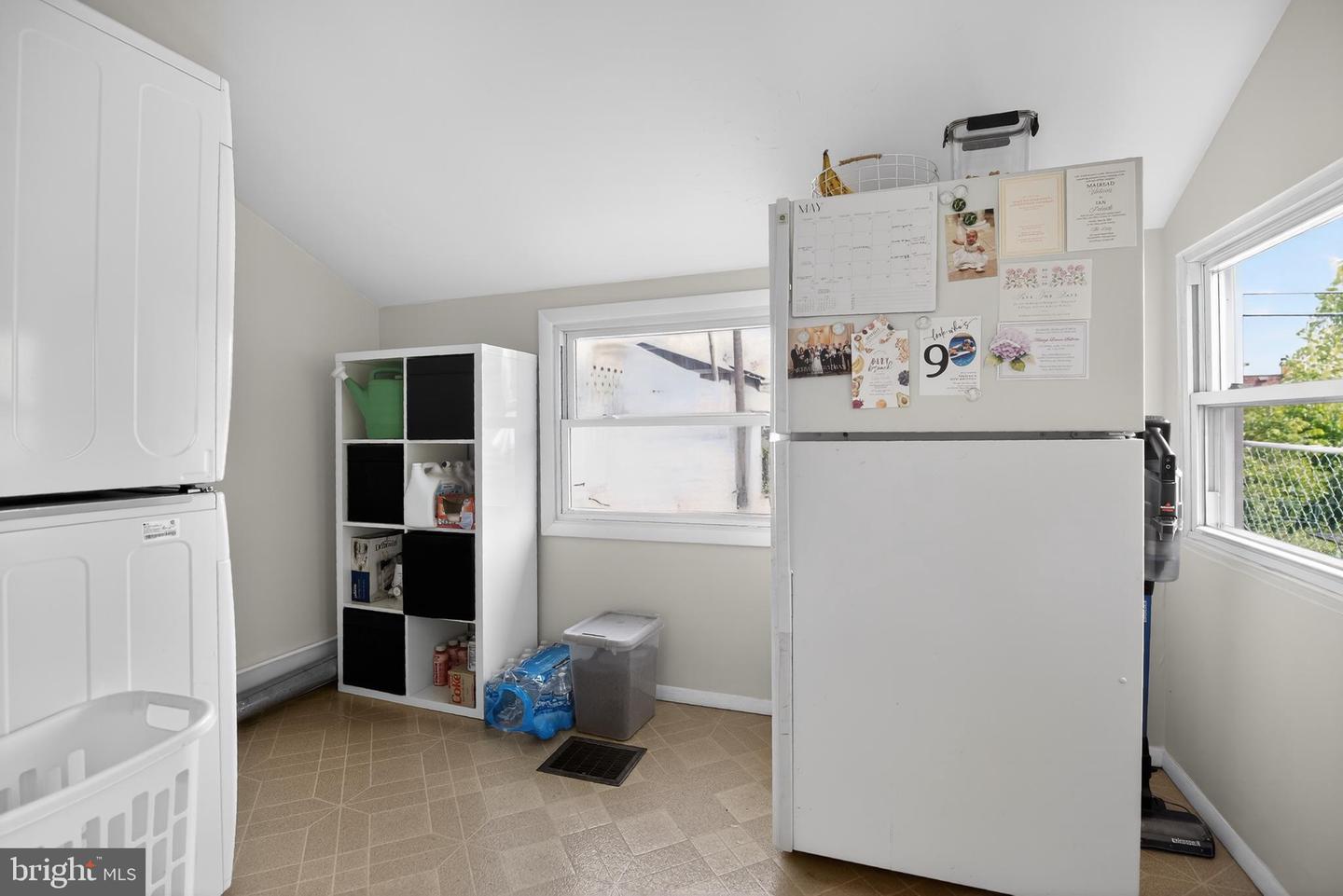 259 Lauriston St Property Photo 14