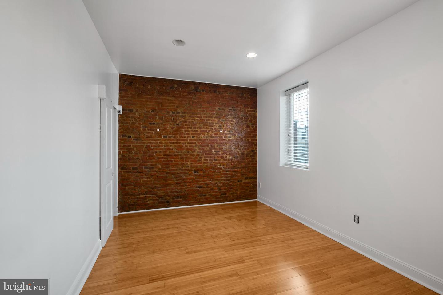2539 Webb St Property Photo 14