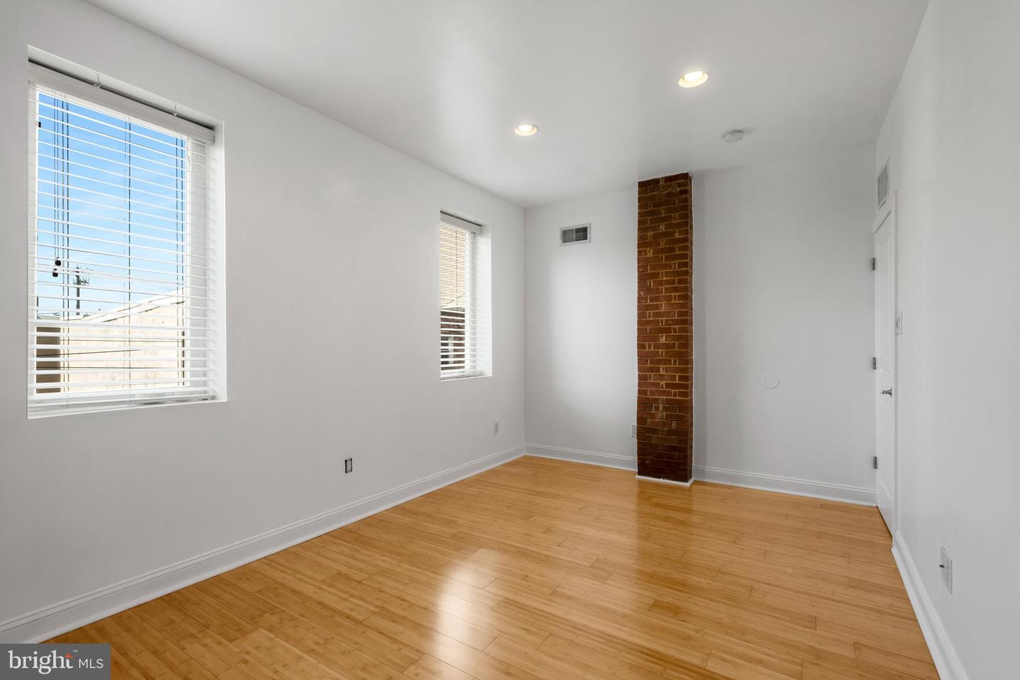 2539 Webb St Property Photo 18