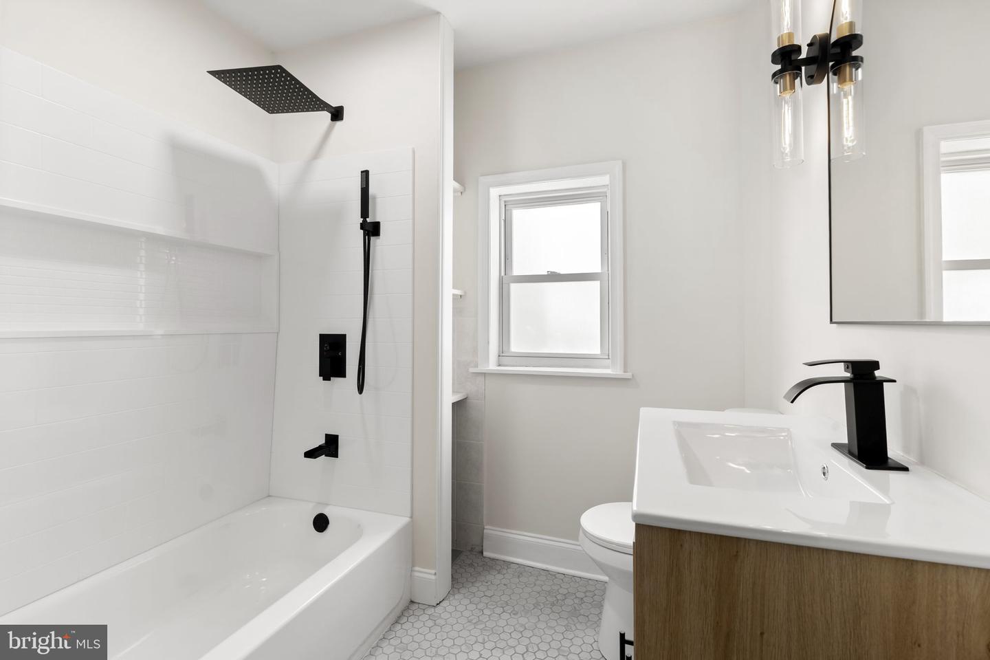 2529 S Camac St Property Photo 14