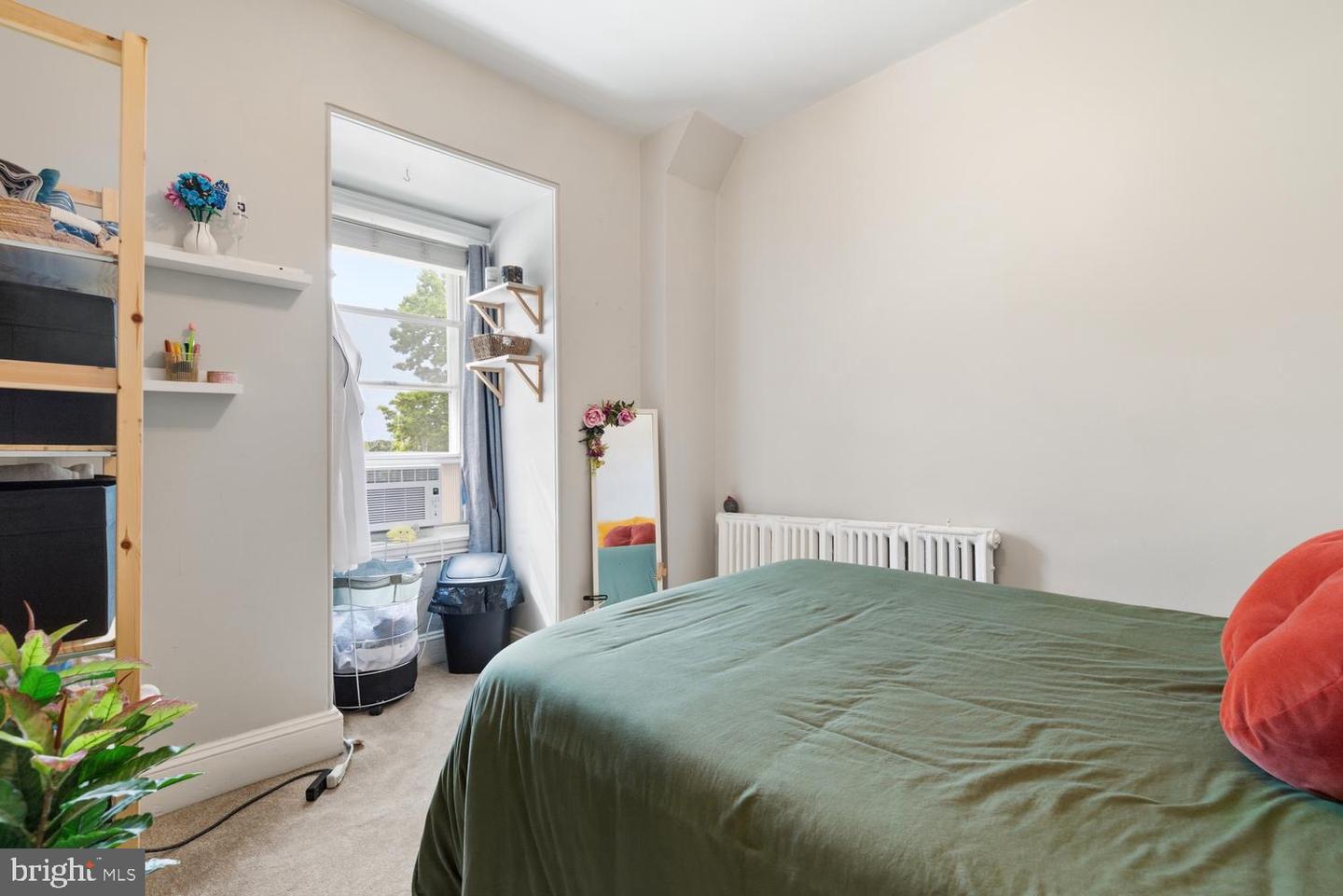 3504-08 Ainslie St Property Photo 25