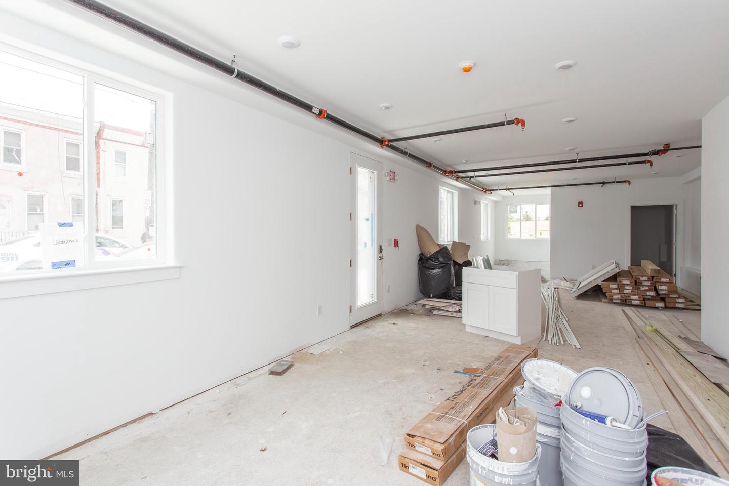 2123 Dickinson St Property Photo 53