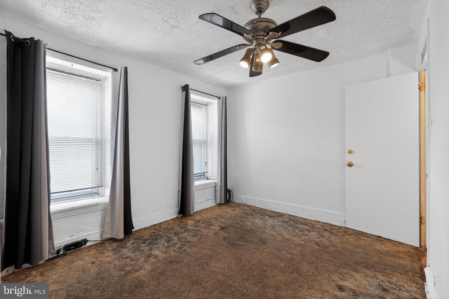 5542 Morris St Property Photo 28