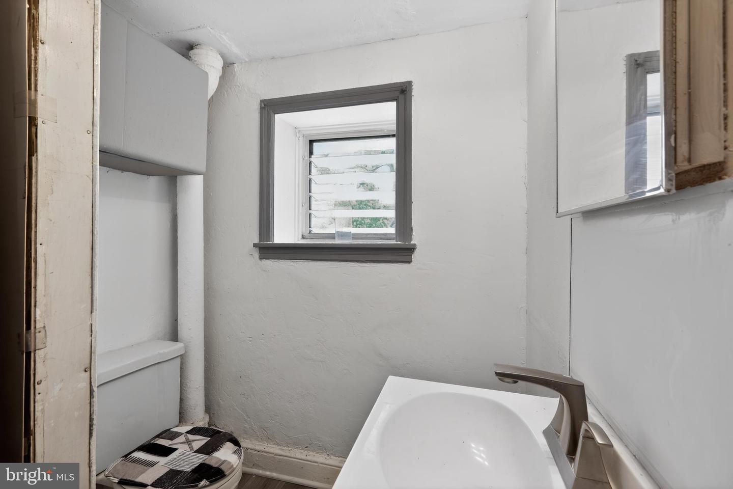 5542 Morris St Property Photo 37