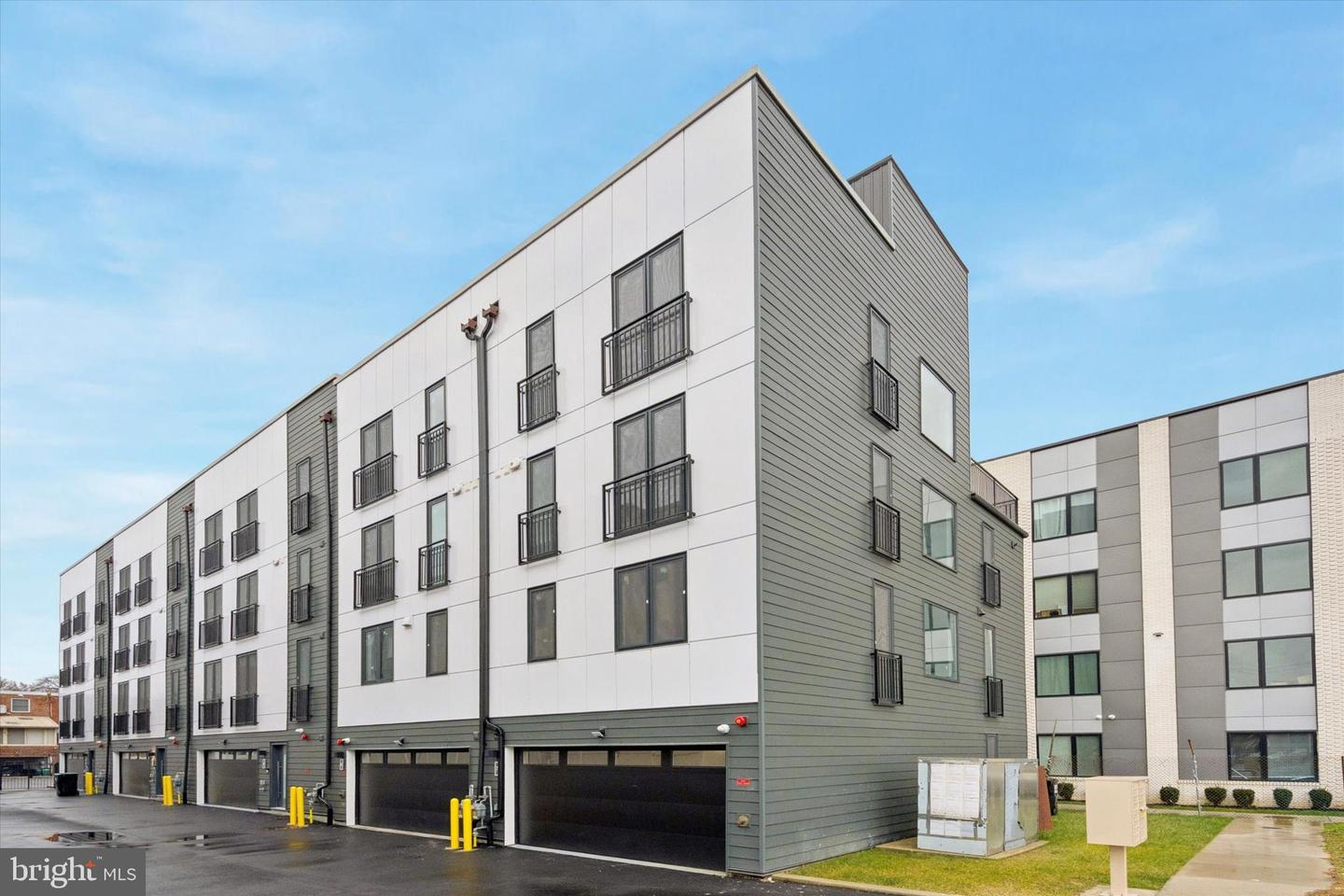 1843 Hartranft St #1 - #6 Property Photo 1