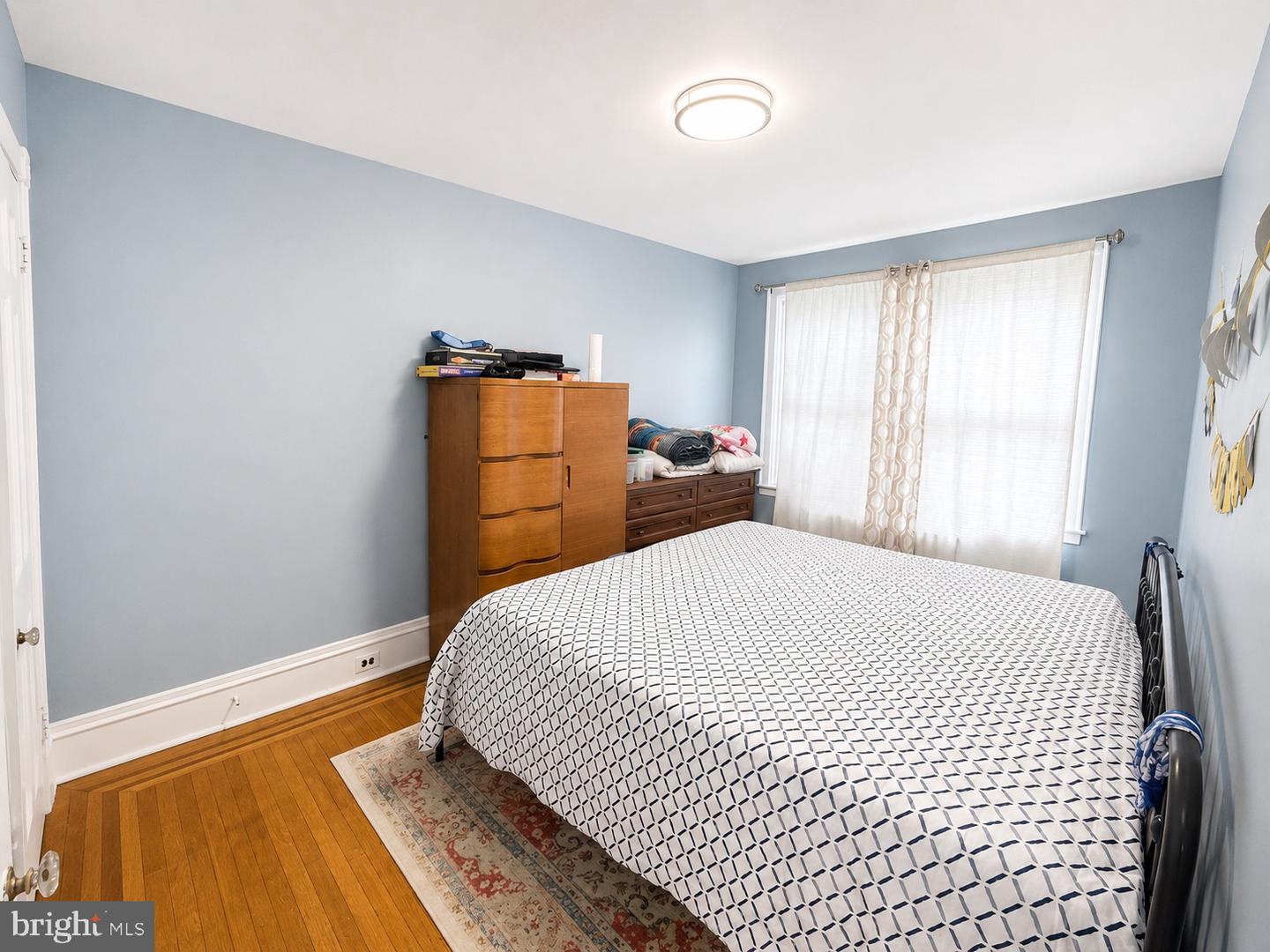 1112 Allengrove St Property Photo 11