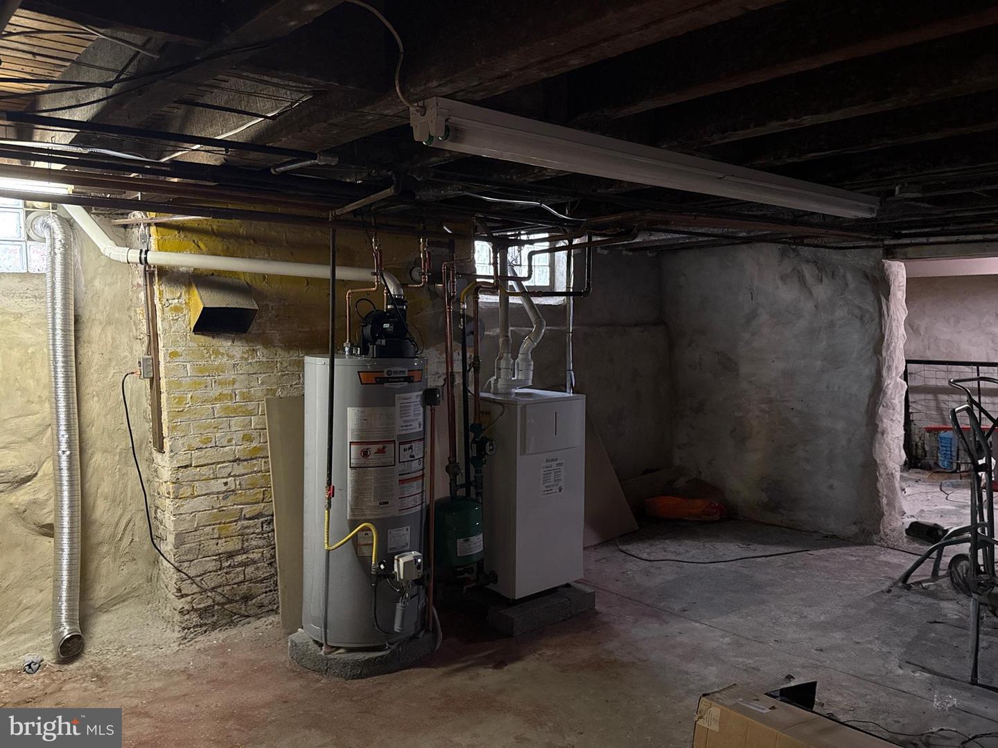 1112 Allengrove St Property Photo 16