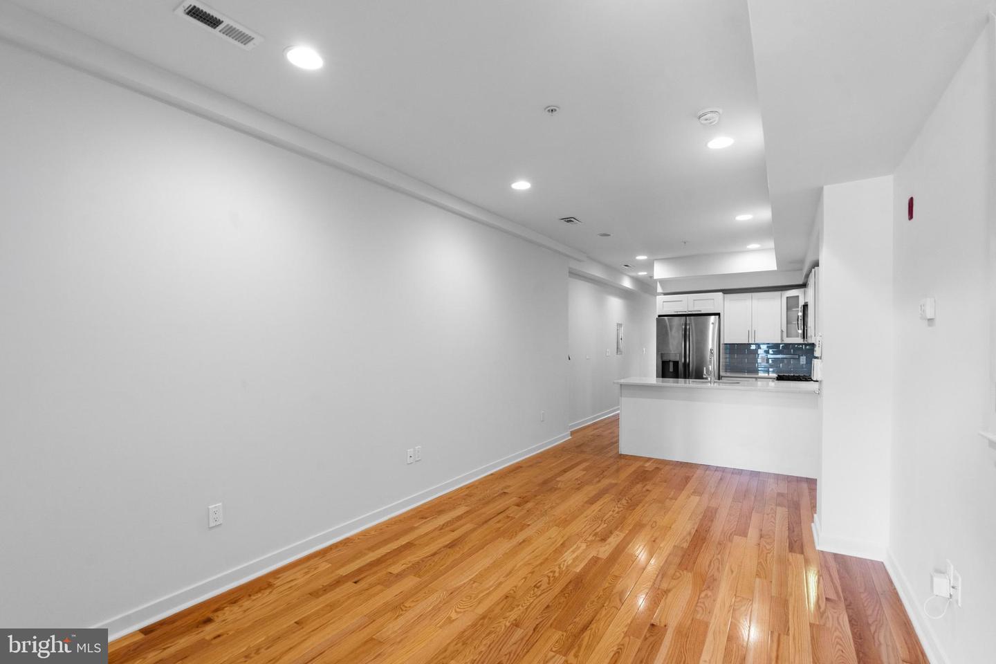1437 Brown St #2 Property Photo 8