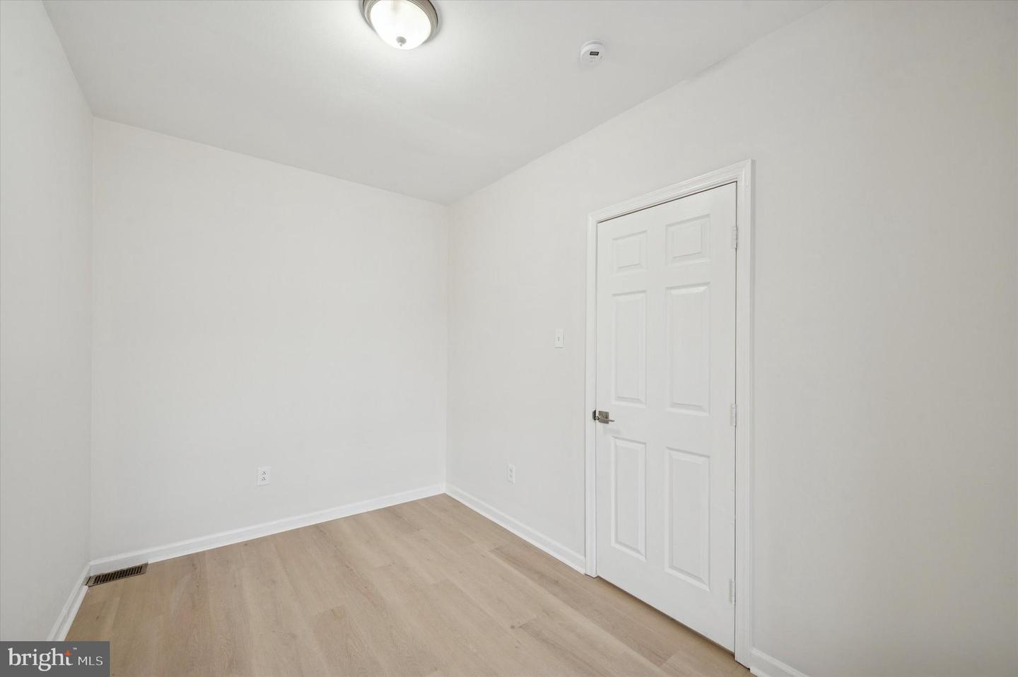 2457 N Patton St Property Photo 16