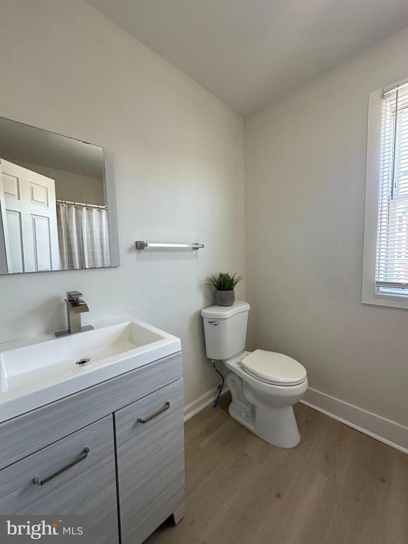 2457 N Patton St Property Photo 21