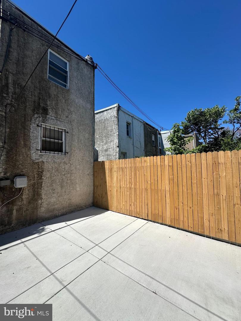 2457 N Patton St Property Photo 23