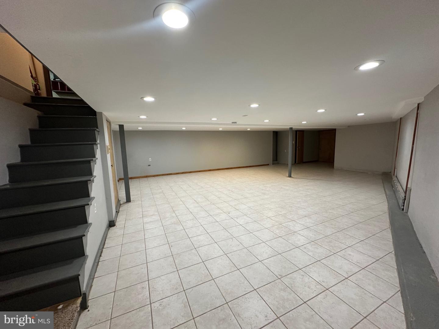 2033 W Passyunk Ave #1st Floor Property Photo 5
