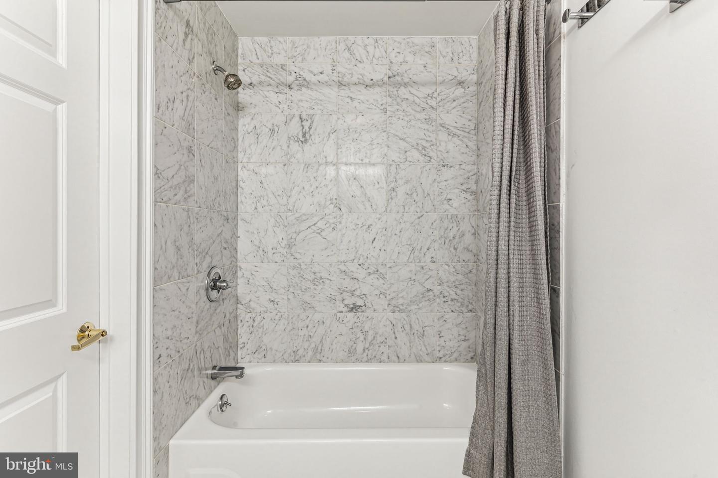 1500 Chestnut St #5e Property Photo 14