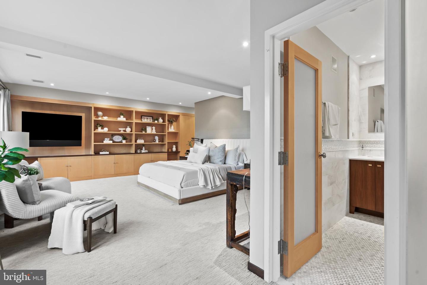 220 W Rittenhouse Sq #18a Property Photo 13